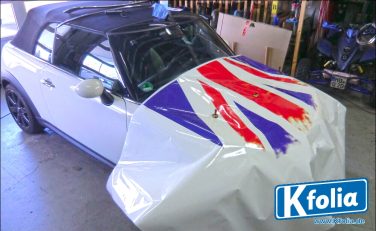 MINI strahlt mit Union Jack