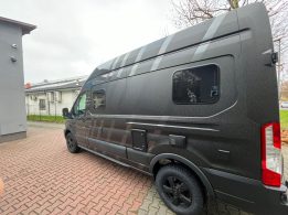 Designfolierung - Ford Transit Camper - Hexis Honeycomb 4