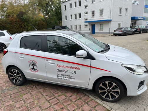 Werbefolierung - Mitsubishi Space Star - Seniorenhelfer Speitel GbR 2