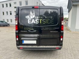 Werbefolierung - Renault Trafic - Hotel EASTSIDE - Aslan Chromfolie_02