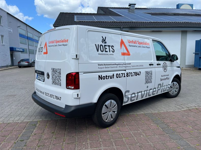 Werbefolierung - VW T6 Transporter - VOETS - Oracal 751 Reinorange Telegram Schwarz 1
