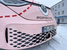 Digitaldruck Folierung – VW ID.Buzz – Porsche Zentrum Magdeburg 03