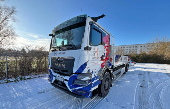 kfolia-man-lkw-henne-isoliertechnik-geruestbau-folierung 2